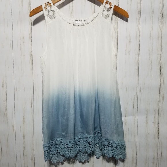 Feratelli Tops - NWOT Blue & White flowy tank with lace bottom